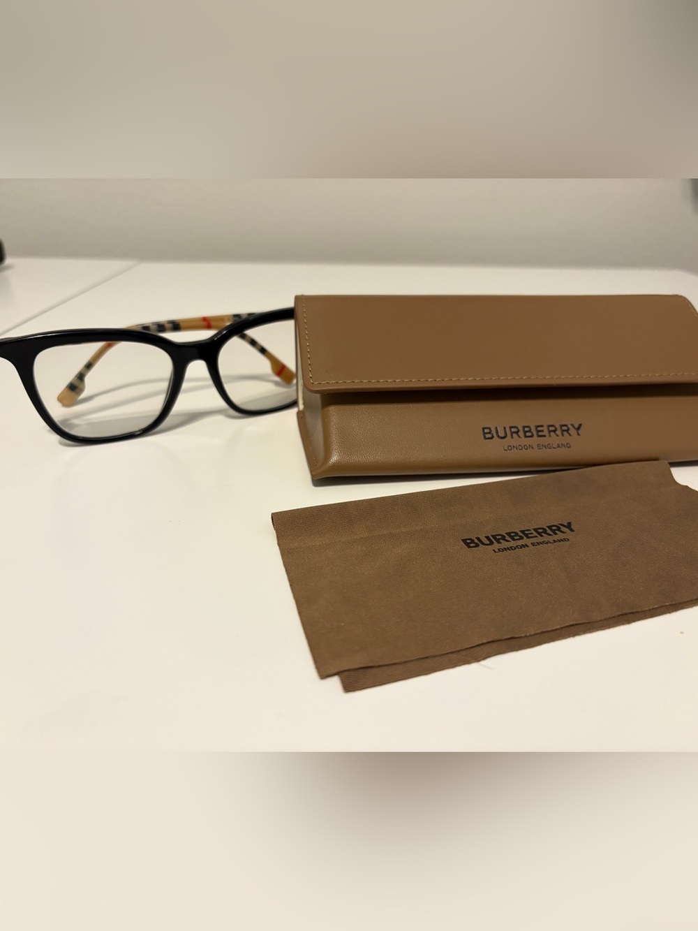 Burberry Black Frame Eyeglasses with Burberry Check Temples - Picture 8 of 8